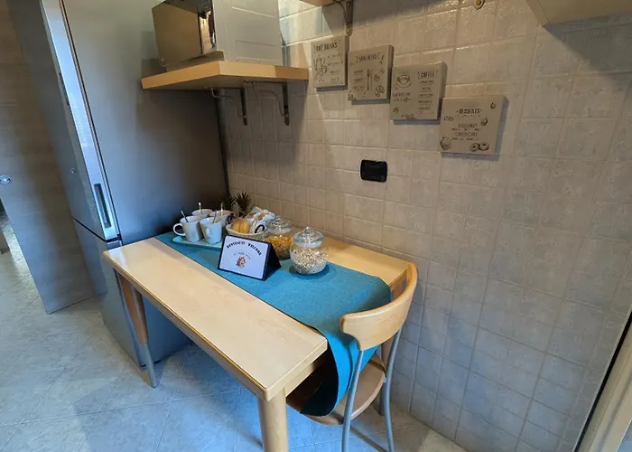 Apartamento At Eria's House - 100 M Metro A Subaugusta Roma
