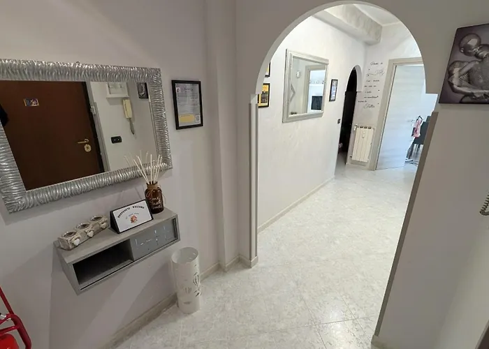 Apartamento At Eria's House - 100 M Metro A Subaugusta Roma